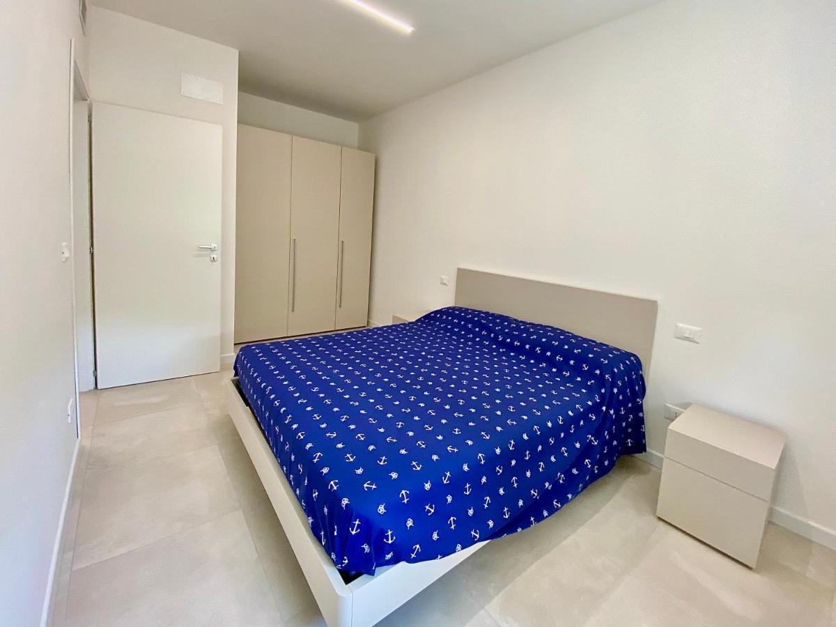 Em Apartments Lignano Sabbiadoro Bagian luar foto