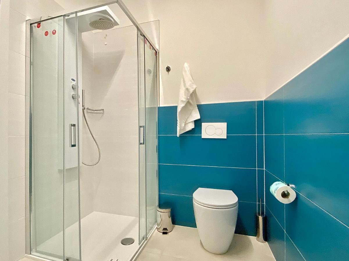 Em Apartments Lignano Sabbiadoro Bagian luar foto