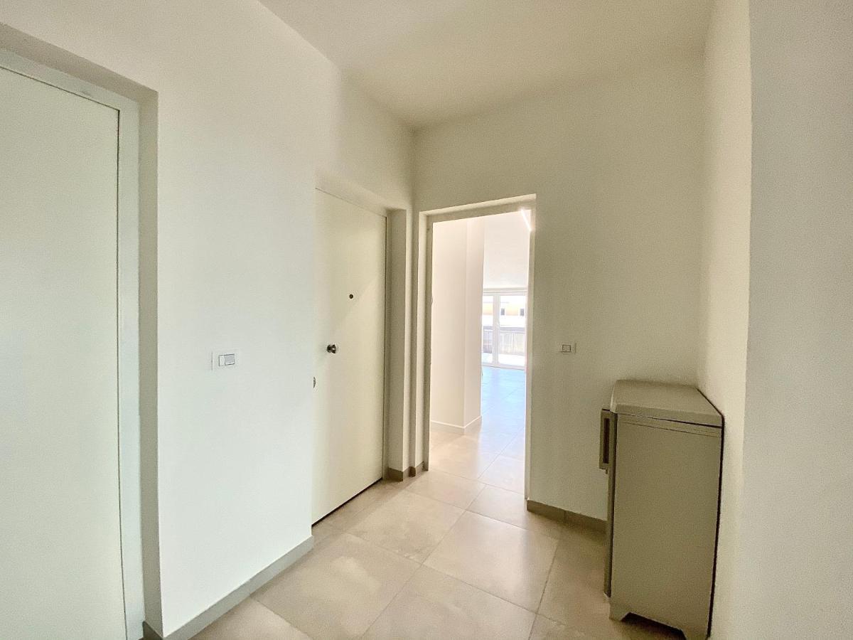 Em Apartments Lignano Sabbiadoro Bagian luar foto