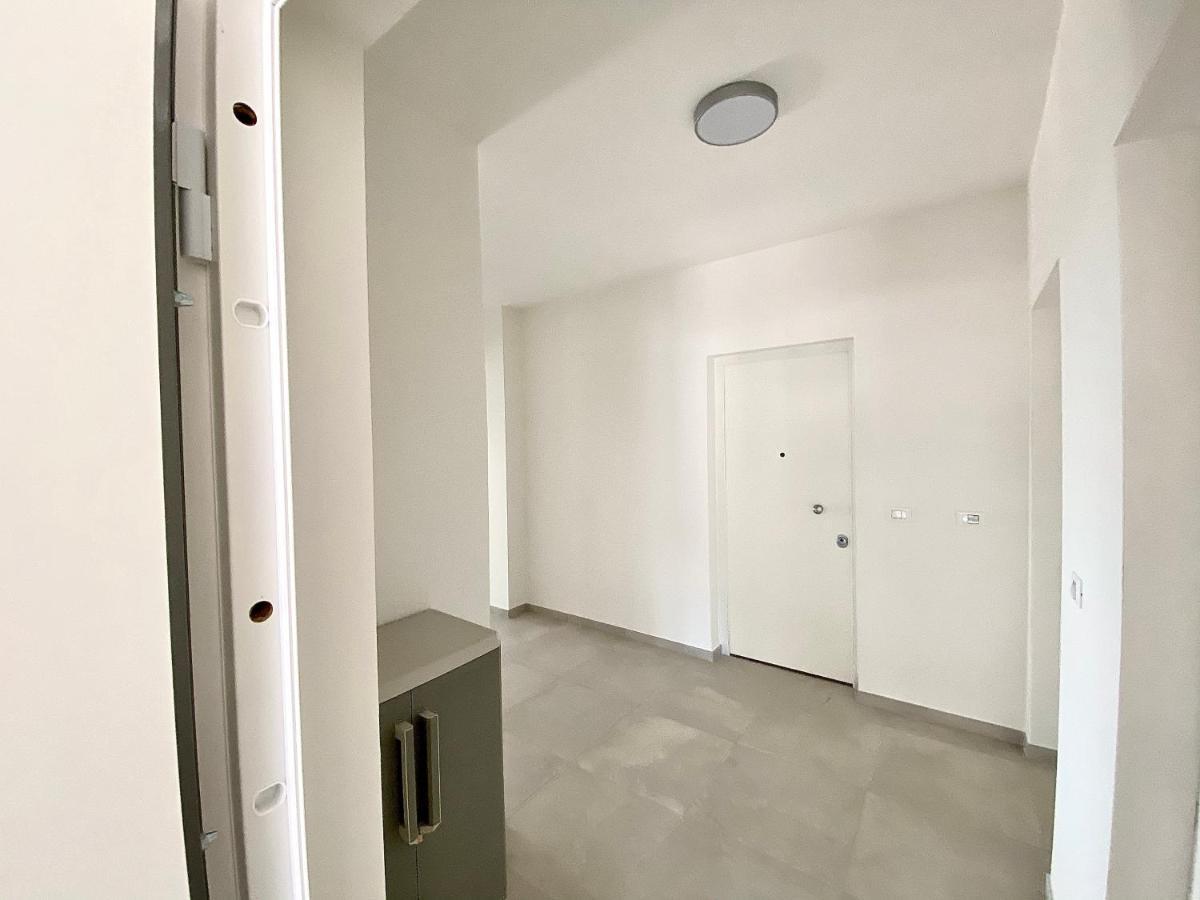 Em Apartments Lignano Sabbiadoro Bagian luar foto